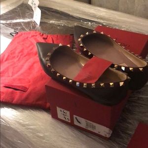 Gently used Valentino Plum flats!